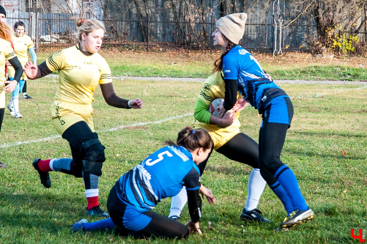 27 октября во Владимире прошел четвертый этап турнира на Кубок Золотого кольца по регби-7 среди женских команд. Победителем соревнований стала РК Флагман из Ярославля