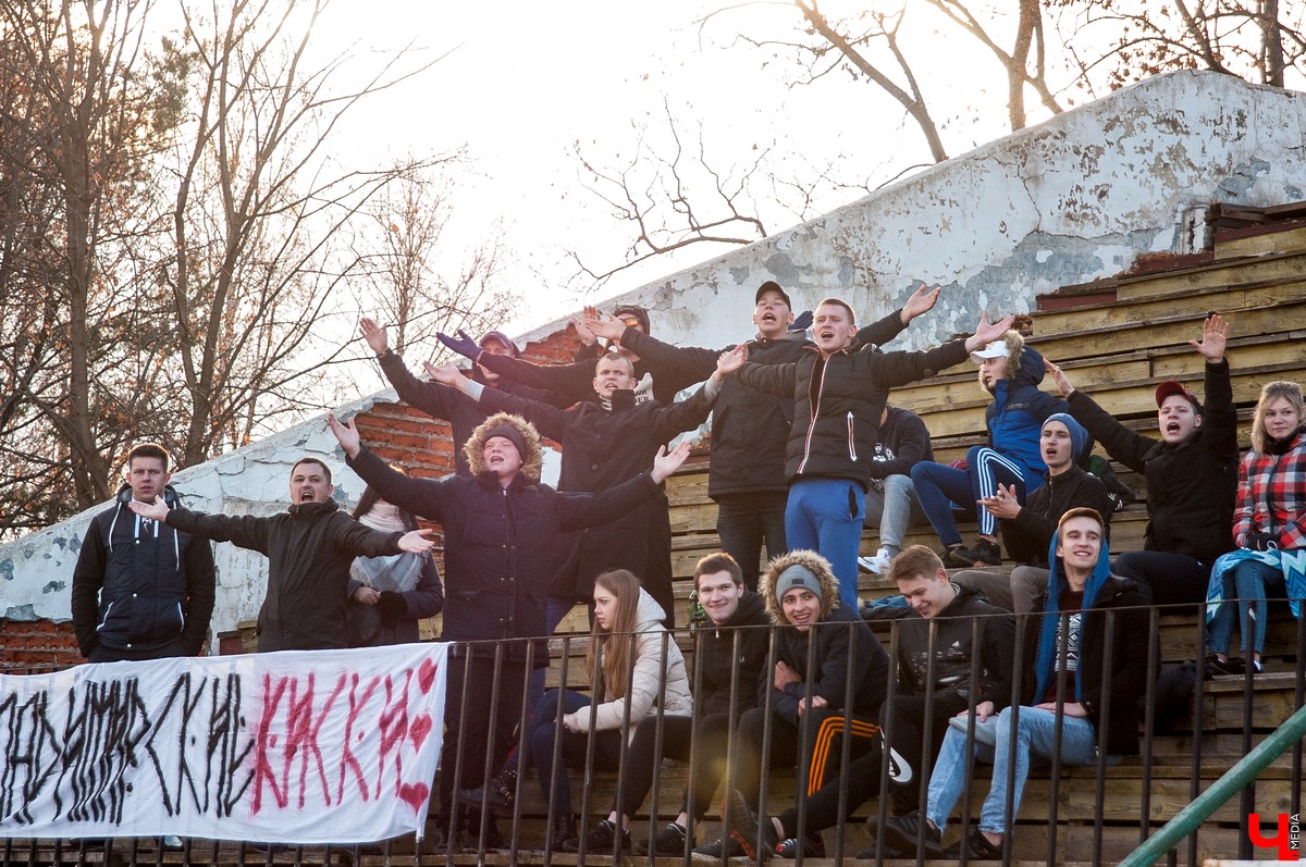 27 октября во Владимире прошел четвертый этап турнира на Кубок Золотого кольца по регби-7 среди женских команд. Победителем соревнований стала РК Флагман из Ярославля