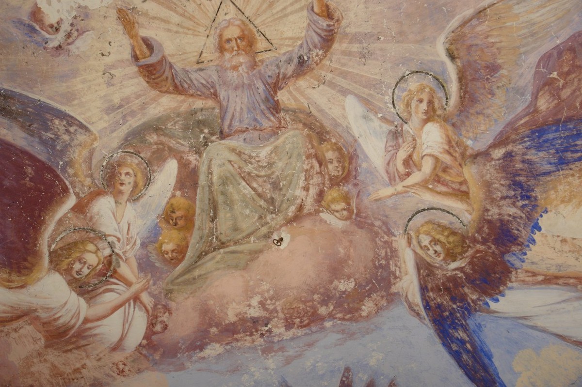 Исследователь аномальных явлений Дмитрий Савва поделился частью своего архива - захватывающими историями о призраках. Все они рассказаны очевидцами