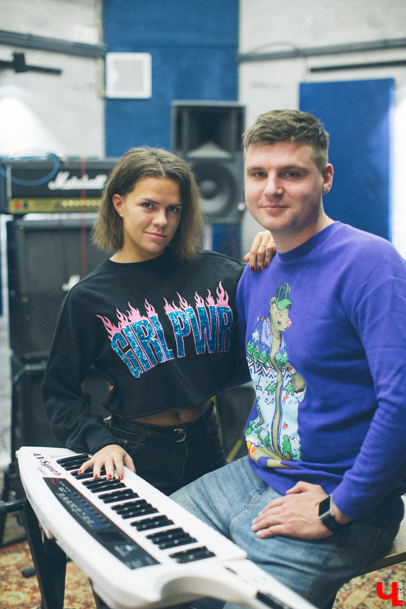 Клавишник кавер-квартета «Kiss me twice» Елисей Карпов рассказал про закульсье шоу «Голос. Перезагрузка»