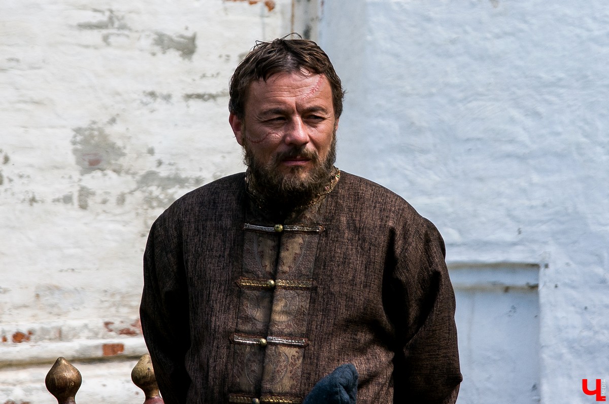 5 ноября вышла первая серия картины “Годунов”. Фильм снимался в Суздале с участием владимирских актеров массовых сцен