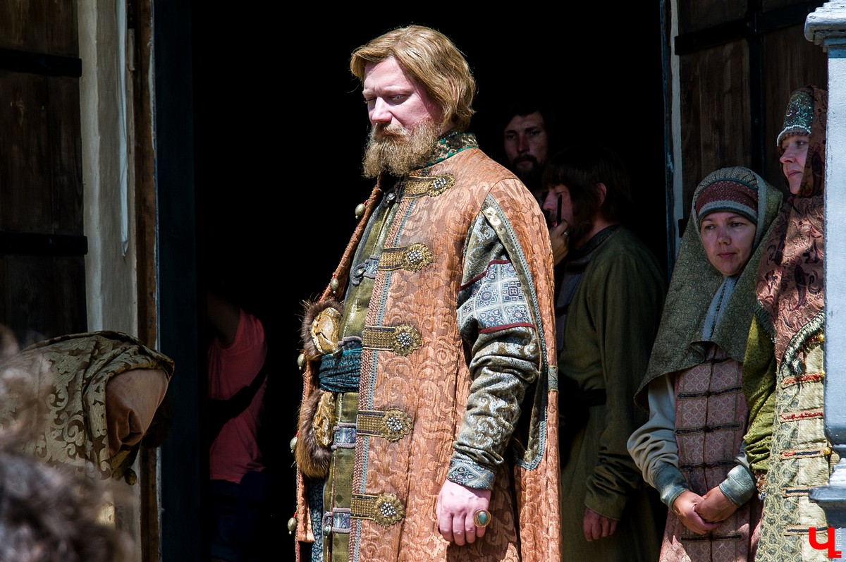 5 ноября вышла первая серия картины “Годунов”. Фильм снимался в Суздале с участием владимирских актеров массовых сцен