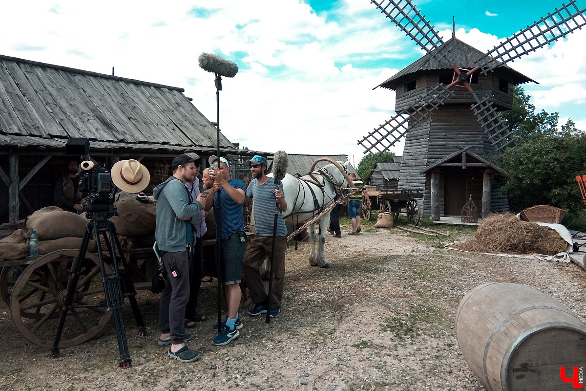 5 ноября вышла первая серия картины “Годунов”. Фильм снимался в Суздале с участием владимирских актеров массовых сцен