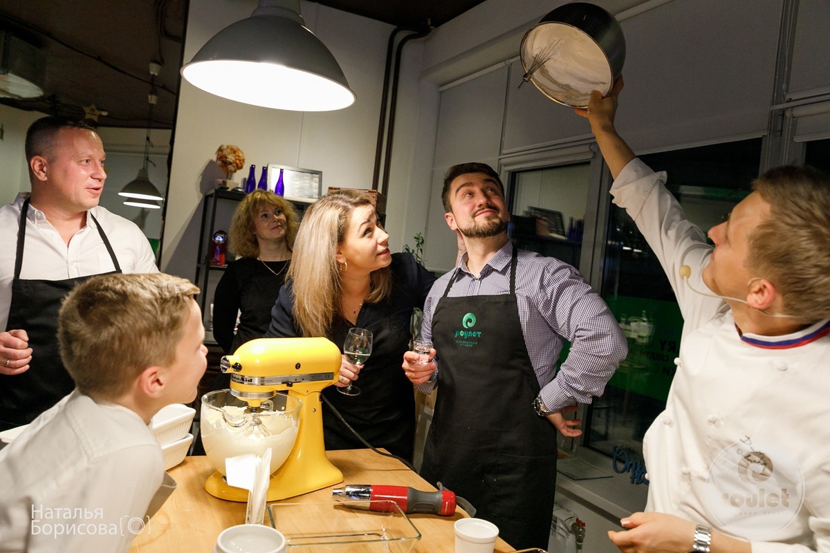 Вторая церемония Премии “Ключ-Медиа” удивит не только ярким шоу и неподражаемой атмосферой, но и совершенно новыми номинациями в области досуга и развлечений во Владимире. Так, в нашем списке появился “Мастер-класс года”