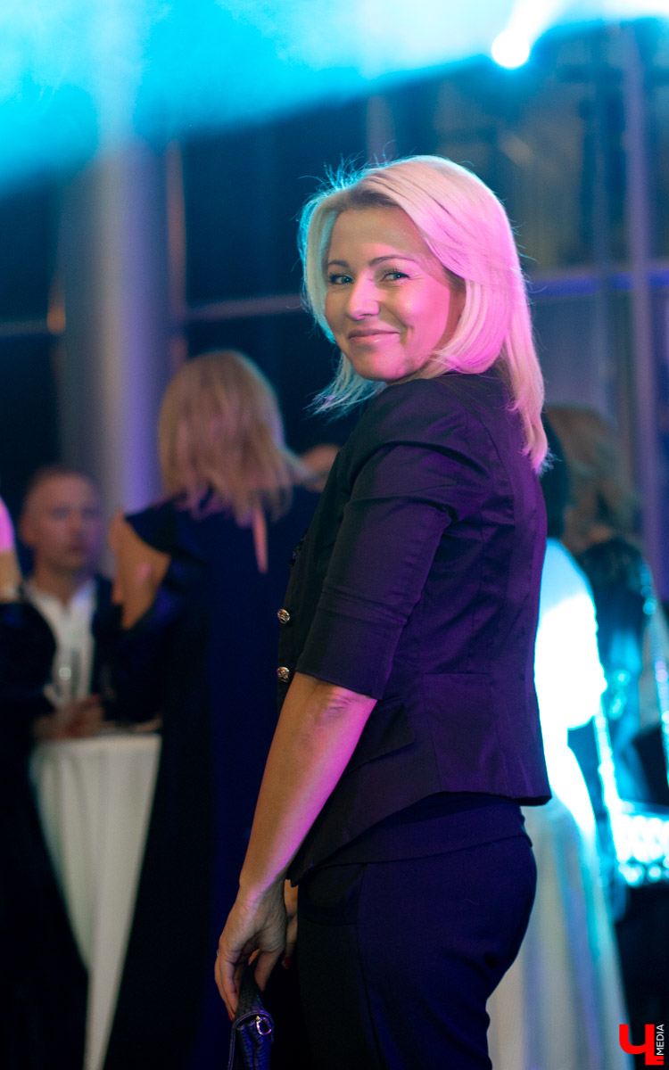 Салон Gen87 и Gen87Beauty грандиозно отметили 5-летие своей деятельности во Владимире. На празднике собрались самые яркие представители поколения AGELESS