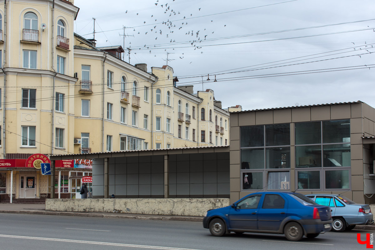 Как раньше называлась улица Горького? Что было на месте ВлГУ? Как сюда попал Олег Янковский? Об истории центральной магистрали Владимира мы поговорили с краеведом-любителем Александром Прониным