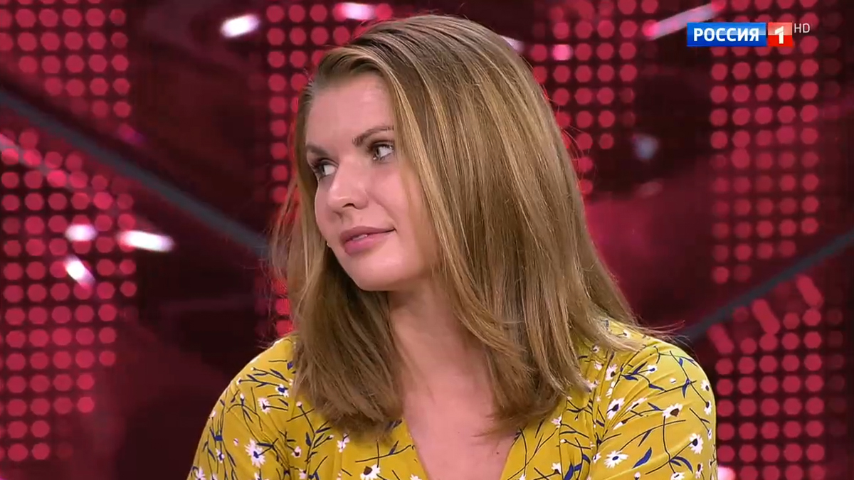 7 ноября вся страна увидела программу Андрея Малахова “Прямой эфир”, главным героем которой стал 34-летний многоженец из Александрова Иван Сухов. В студию наш земляк, у которого 13 детей, явился с тремя своими любимыми женами