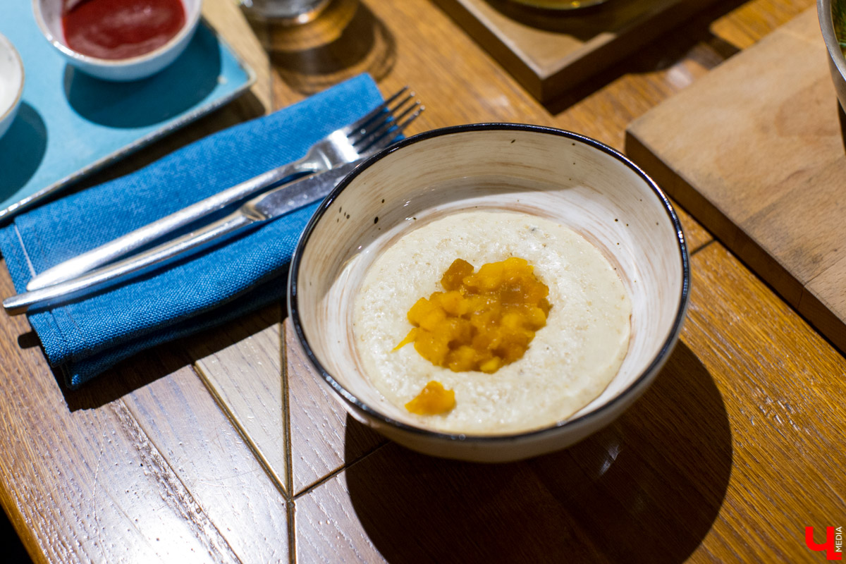 Пообщались с командой Salmon Family. Посмотрели на их тренировку и совместный завтрак в сети заведений Дениса Найденова, идейного вдохновителя владимирских заведений “Лосось и кофе” и “Поющий лосось”