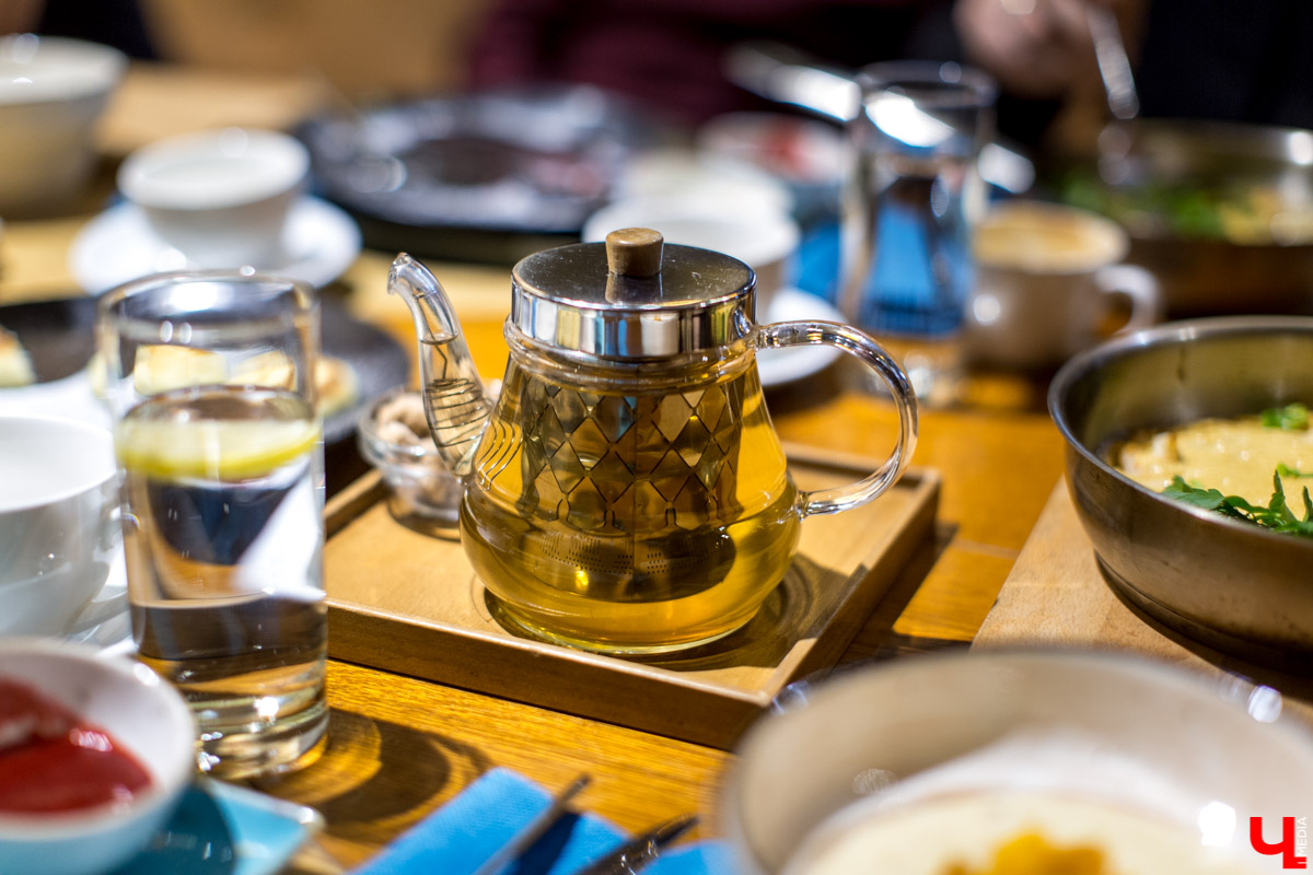 Пообщались с командой Salmon Family. Посмотрели на их тренировку и совместный завтрак в сети заведений Дениса Найденова, идейного вдохновителя владимирских заведений “Лосось и кофе” и “Поющий лосось”