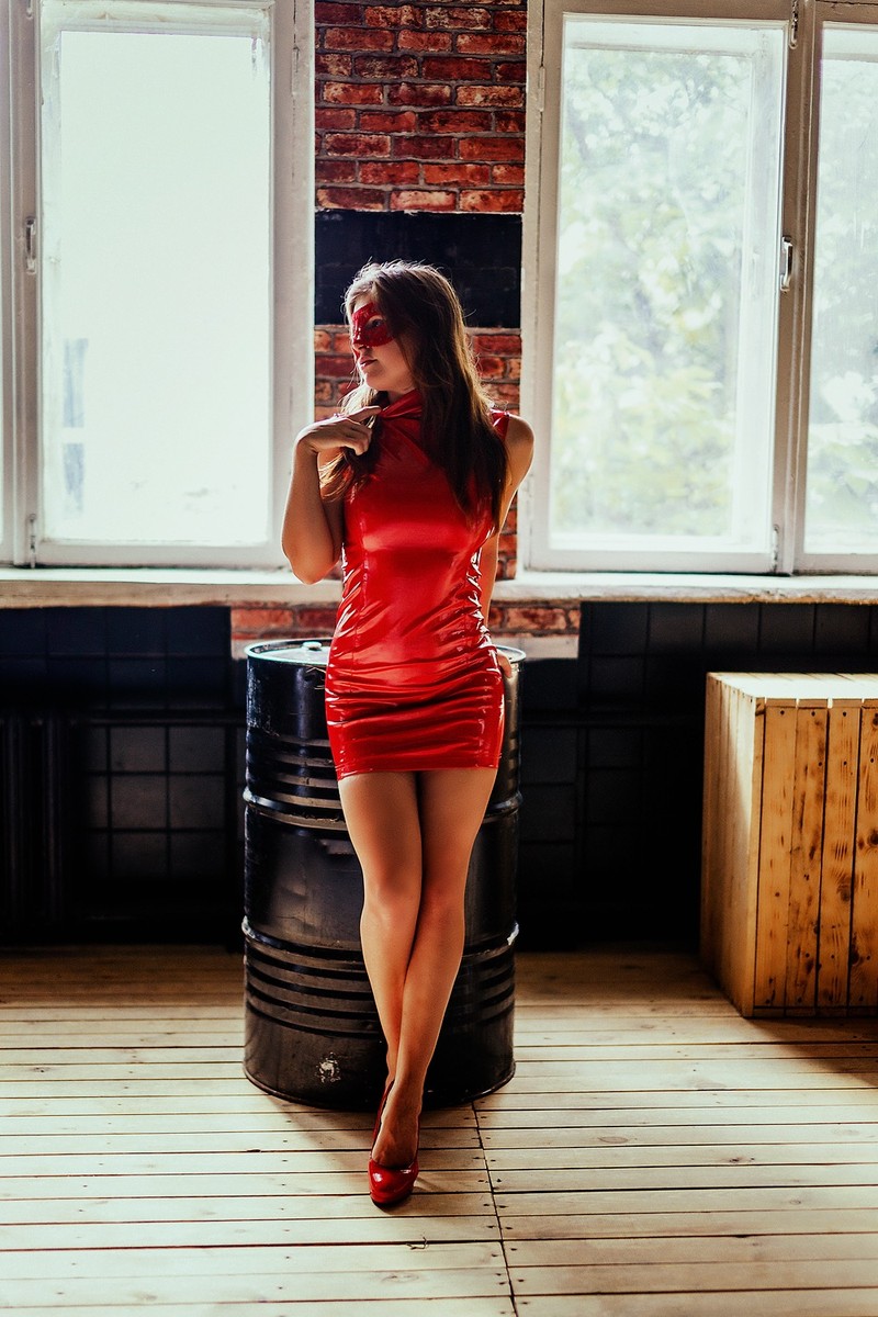 Вторая претендентка на звание “Девушка ноября” по версии портала “Ключ-Медиа”. Дьяволица из фильмов для взрослых Рената Фокс