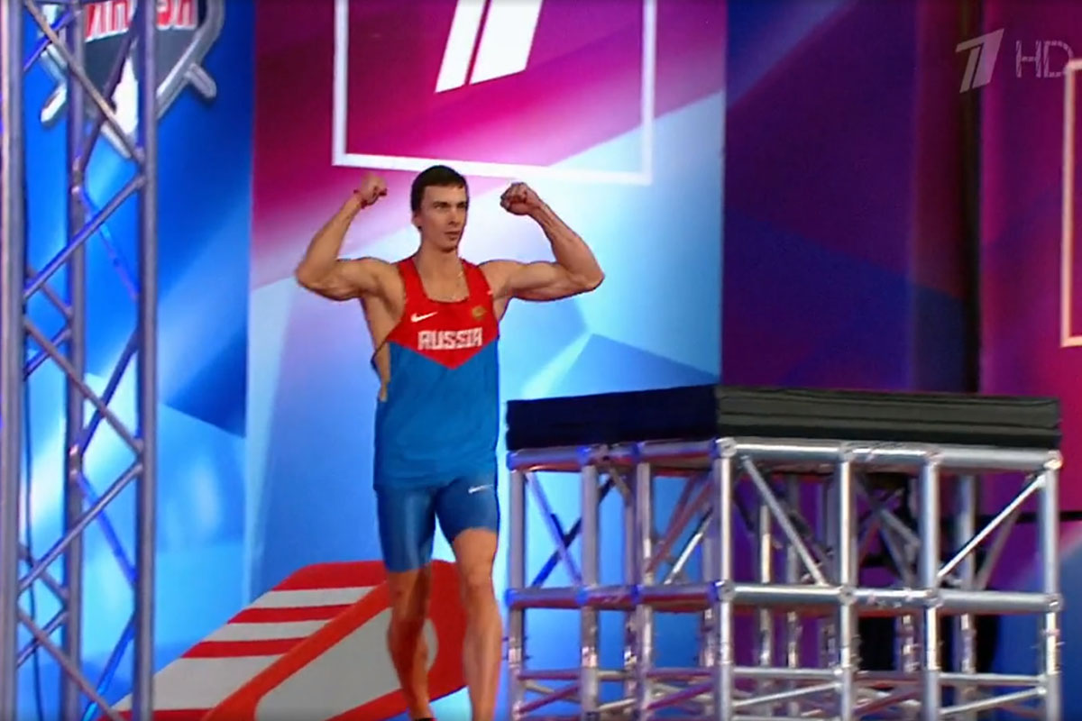 18 ноября на шоу Первого канала “Русский ниндзя” сложнейшие испытания проходил 27-летний Герман Давыдов, военнослужащий и мастер спорта России по полиатлону из Коврова