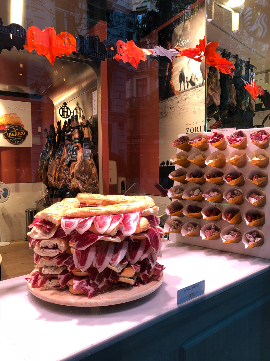 Любители хорошей кухни из Владимира готовили и дегустировали испанские блюда и открывали для себя особенности Валенсии