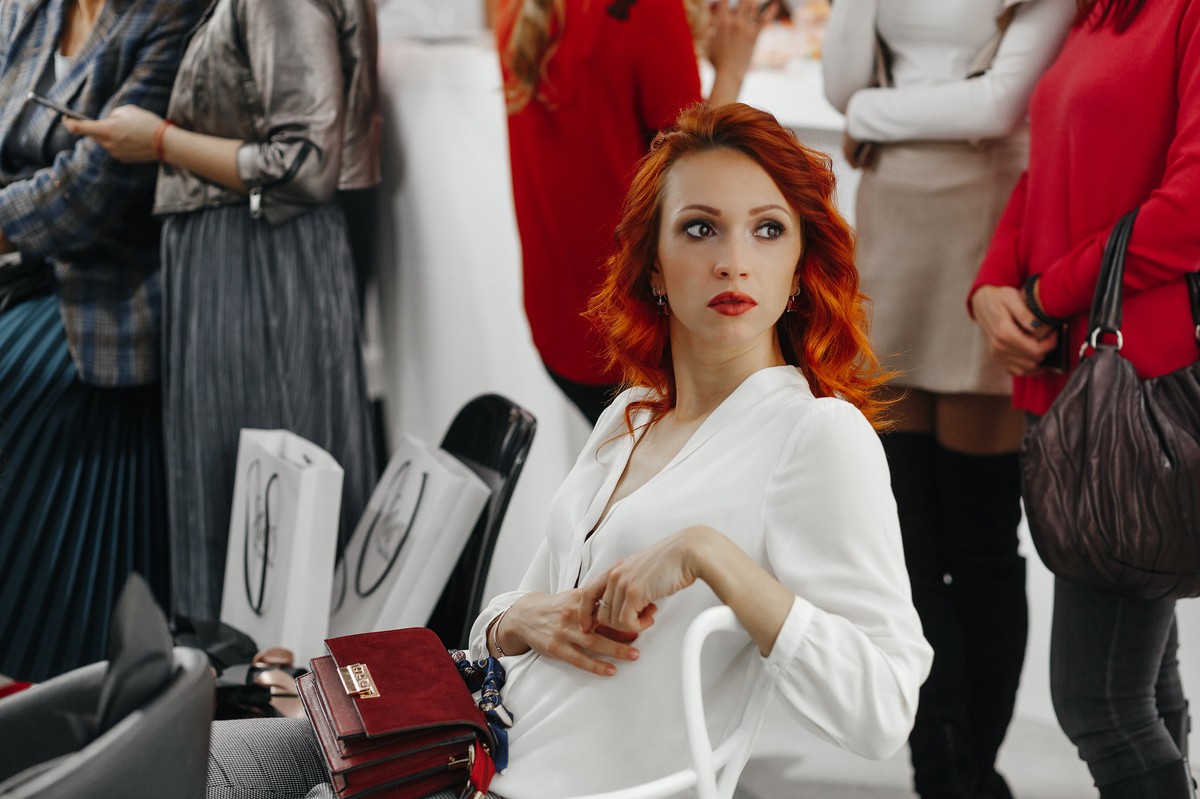 Третья претендентка на звание “Девушка ноября” по версии портала “Ключ-Медиа”. Человек-праздник Ирина Коваленко