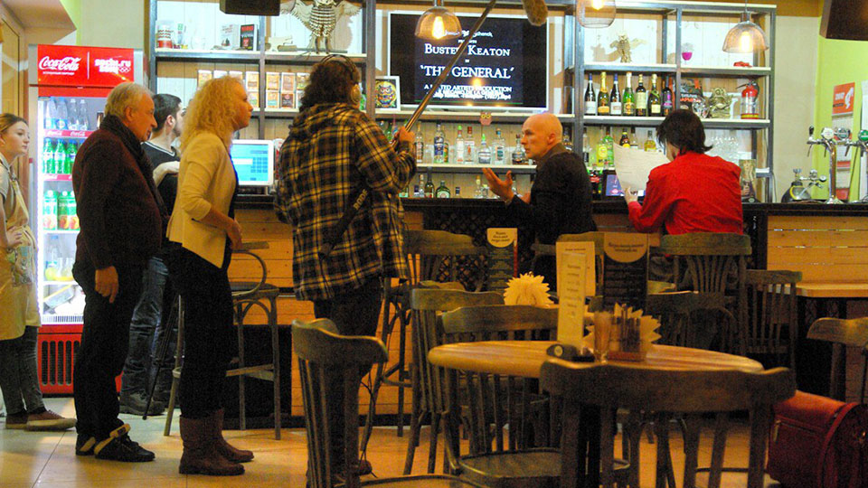 23 ноября на творческую встречу с создателями владимирского фильма “Бемоль” приехали столичные режиссеры и похвалили картину