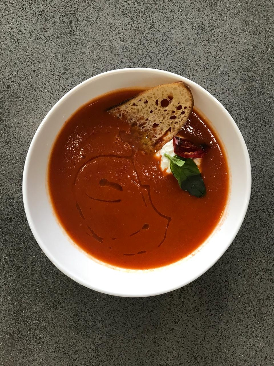 Обзор новых владимирских заведений. Кофейня “Просто”, ресторан “Полли” и кафе “Чайхана”