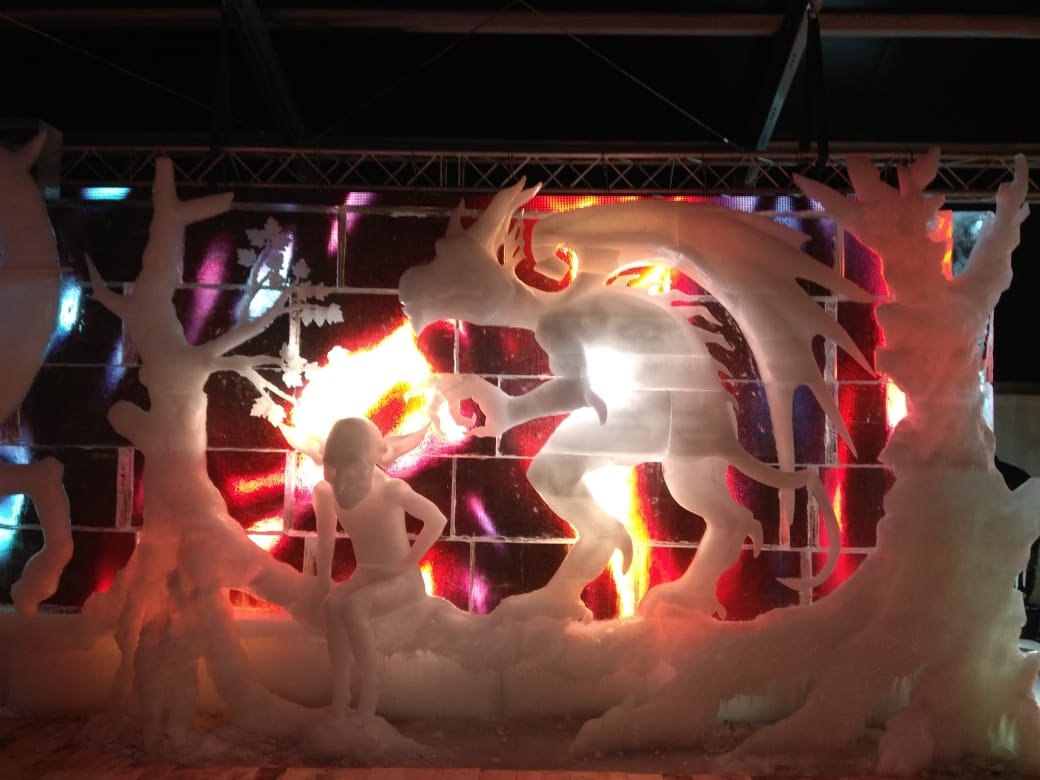 Три тематические проекта Ильи Шанина выставлены в первом в мире цифровом ледяном музее. Неординарность и красоту скульптур отметили как зрители, так и организаторы фестиваля