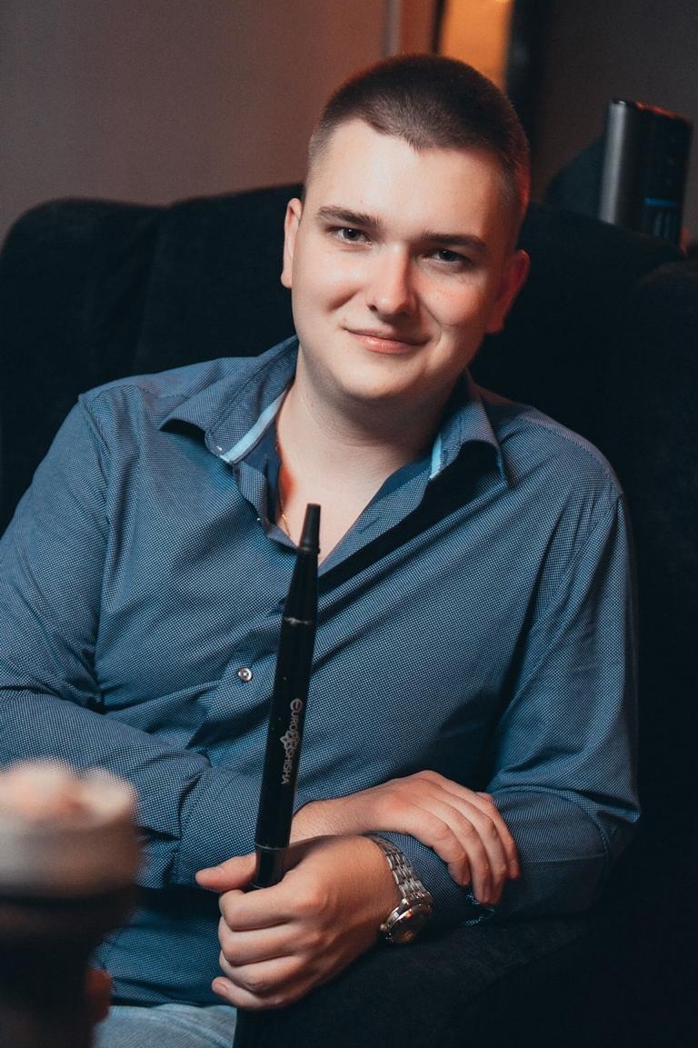 Игорь Шарапов