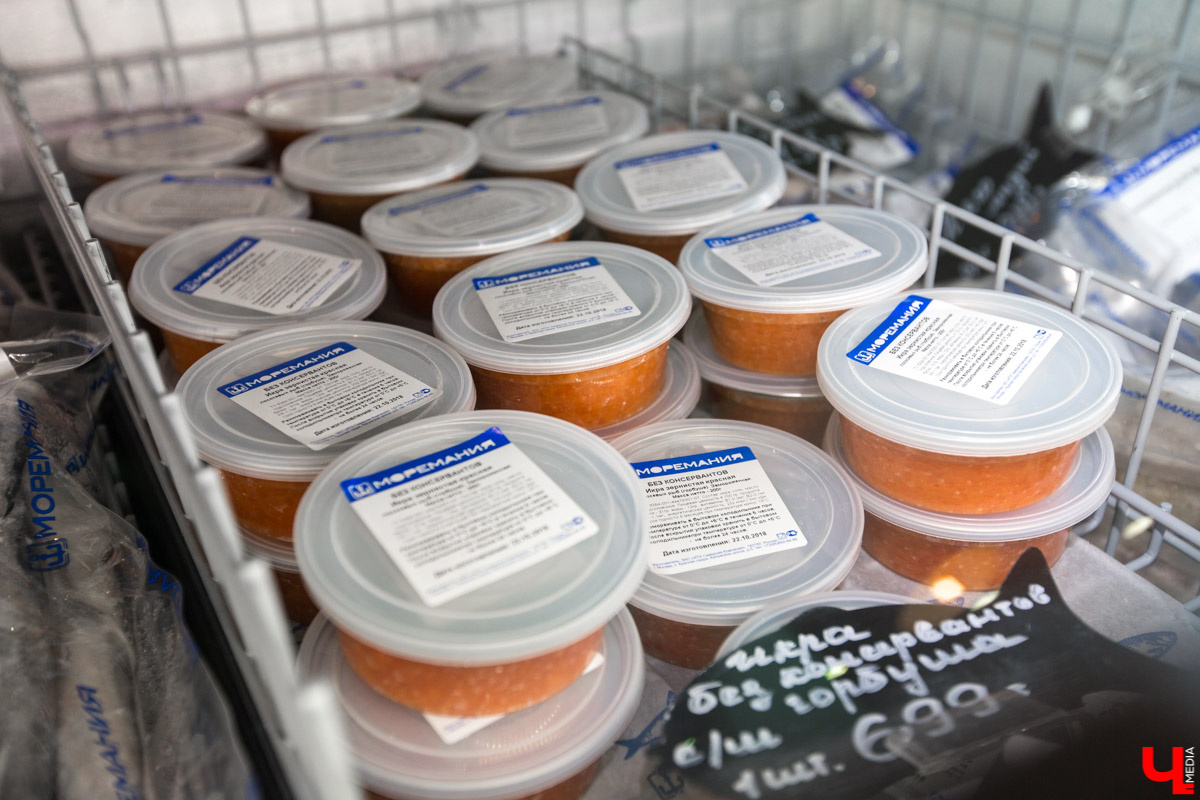 Лайфхак от известного владимирского шеф-повара Дмитрия Канзебы о том, как выбирать икру, особенно полезен перед Новым годом. А еще наш эксперт дал несколько рецептов с икрой