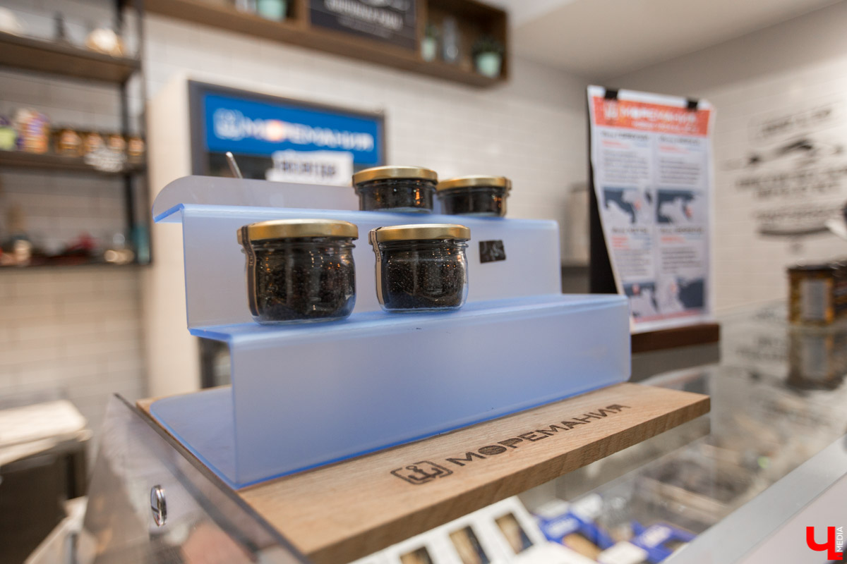 Лайфхак от известного владимирского шеф-повара Дмитрия Канзебы о том, как выбирать икру, особенно полезен перед Новым годом. А еще наш эксперт дал несколько рецептов с икрой