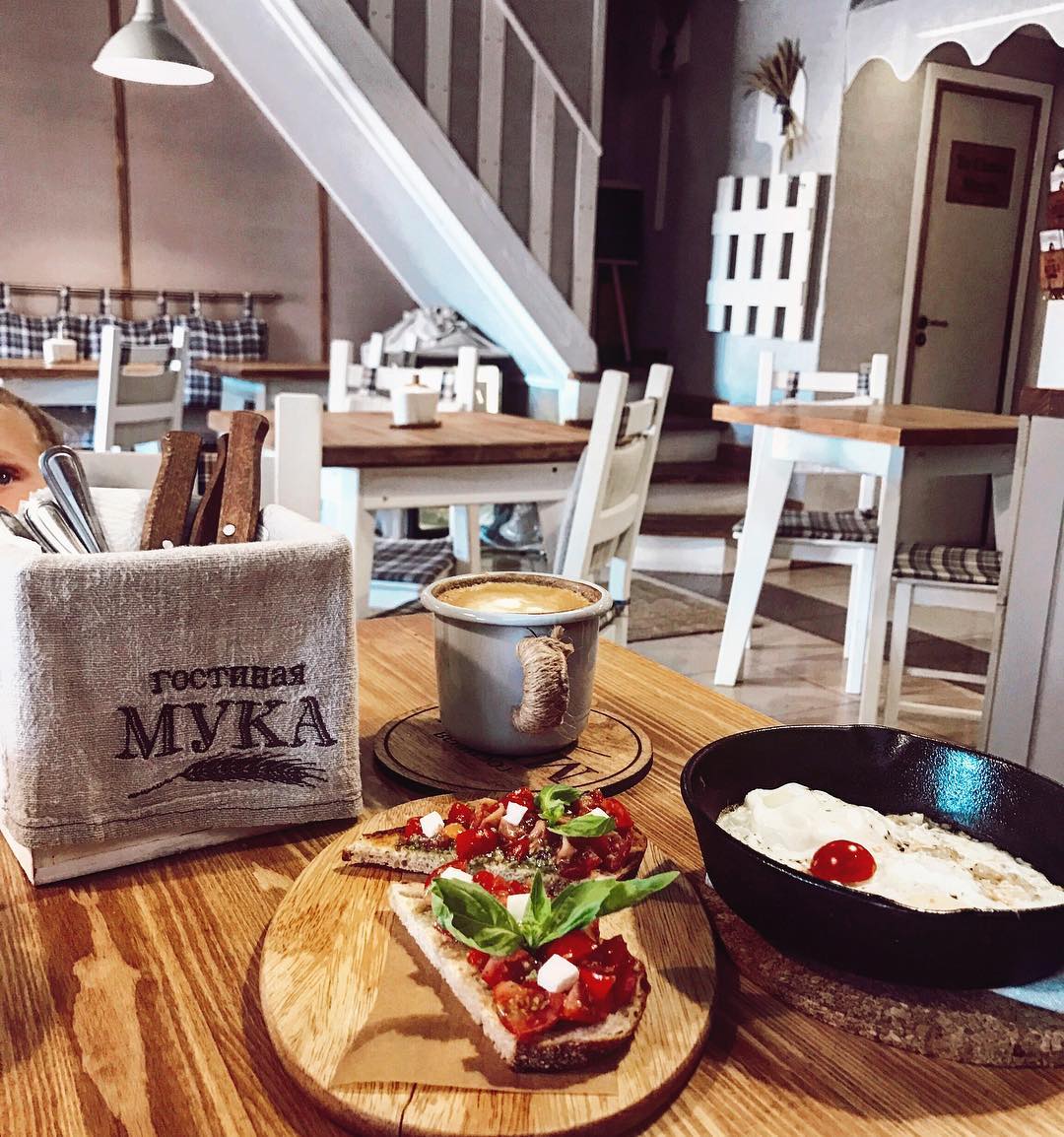 Кафе во Владимире много, но лучшее может быть только одно. Мы подготовили список претендентов на это почетное звание. Голосуйте за любимую локацию