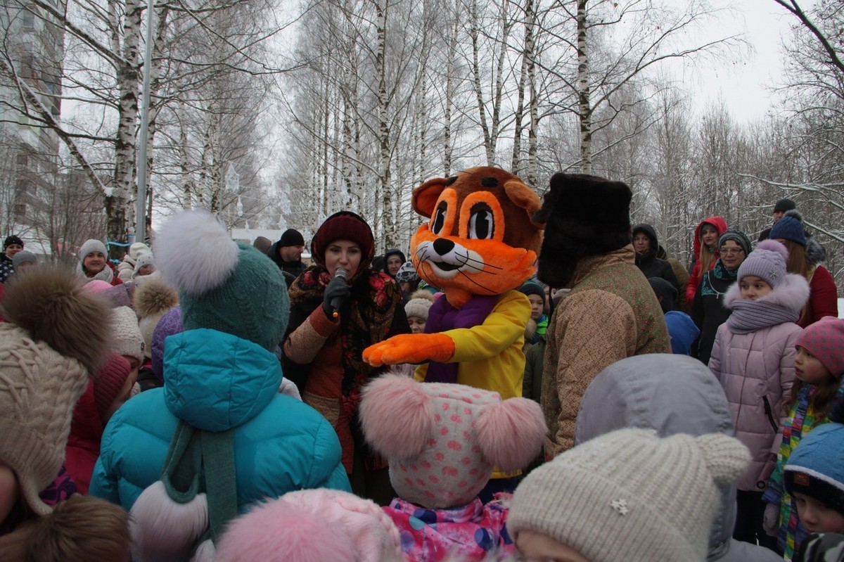 15 декабря в парке «Дружба» были подведены итоги акции - конкурса «Одень дерево – герои Союзмультфильма!». Определены победители в трех номинациях. Остальные участники получили поощрительные призы