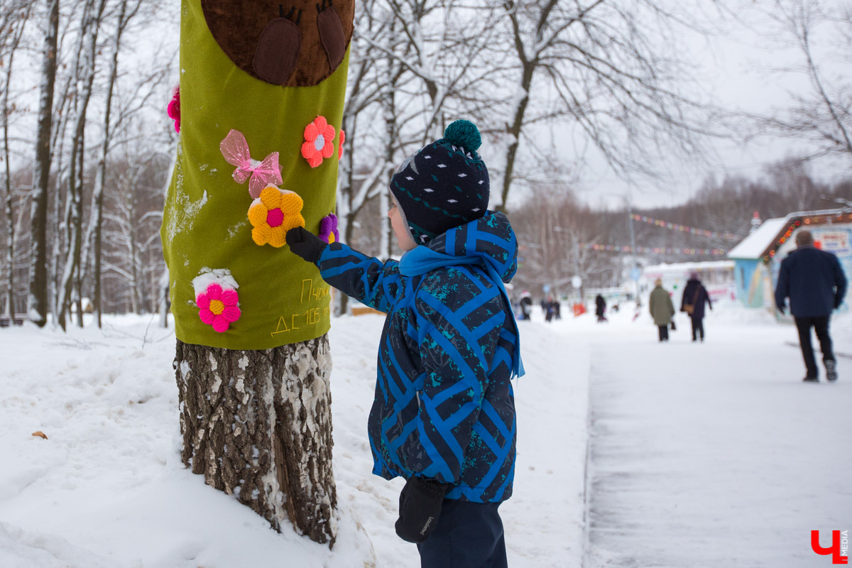 15 декабря в парке «Дружба» были подведены итоги акции - конкурса «Одень дерево – герои Союзмультфильма!». Определены победители в трех номинациях. Остальные участники получили поощрительные призы
