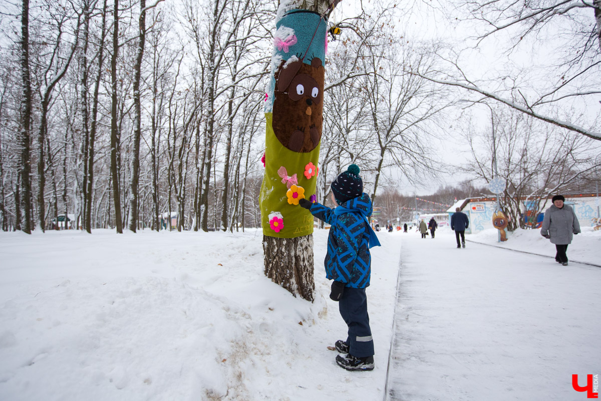 15 декабря в парке «Дружба» были подведены итоги акции - конкурса «Одень дерево – герои Союзмультфильма!». Определены победители в трех номинациях. Остальные участники получили поощрительные призы
