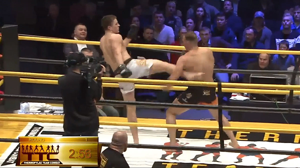 Владимирский кикбоксер Илья Чернов принял участие в первых профессиональных соревнованиях Thermopylae Team Combat в Санкт-Петербурге