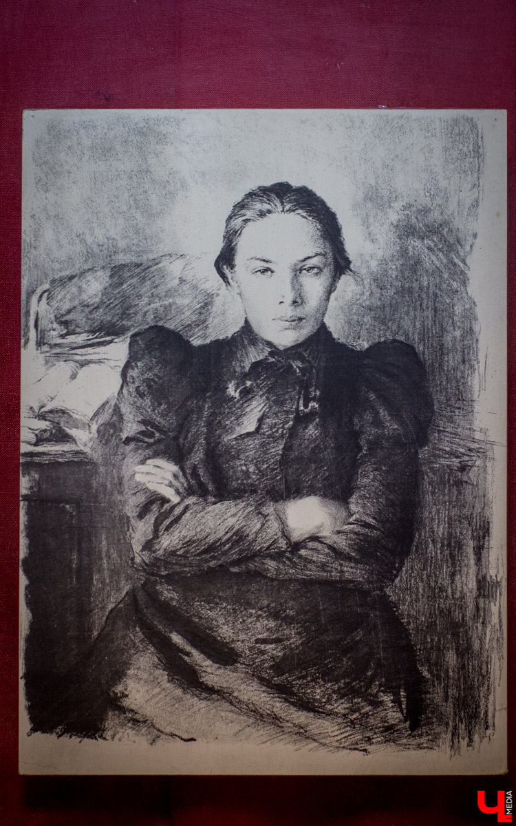 Экскурсия по музею владимирской гимназии № 3, в котором собраны экспонаты за весь столетний период её существования