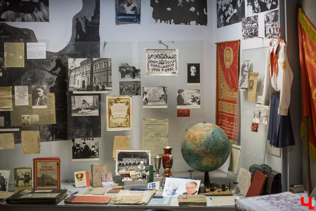 Экскурсия по музею владимирской гимназии № 3, в котором собраны экспонаты за весь столетний период её существования