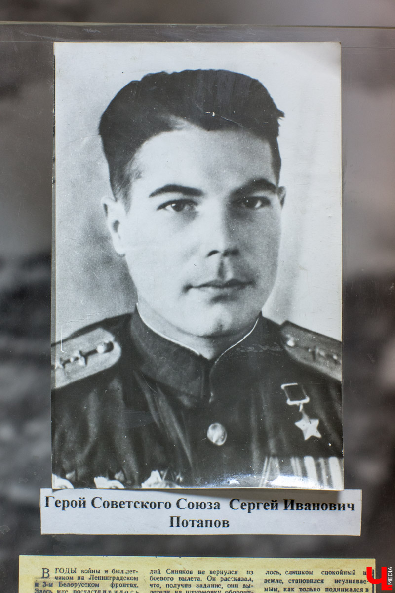 Экскурсия по музею владимирской гимназии № 3, в котором собраны экспонаты за весь столетний период её существования