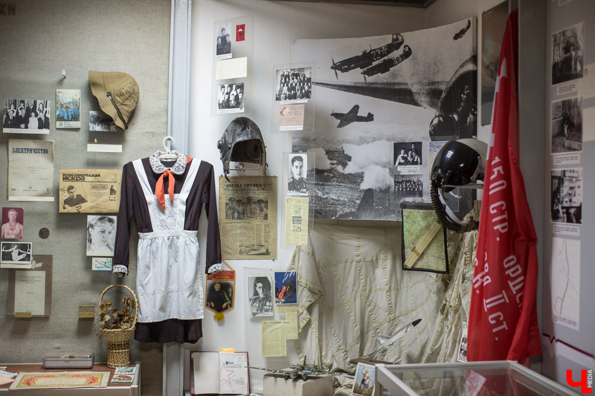 Экскурсия по музею владимирской гимназии № 3, в котором собраны экспонаты за весь столетний период её существования