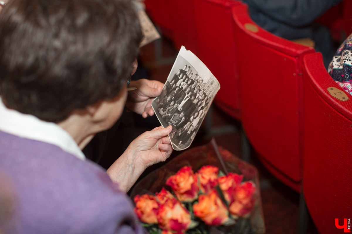 Экскурсия по музею владимирской гимназии № 3, в котором собраны экспонаты за весь столетний период её существования