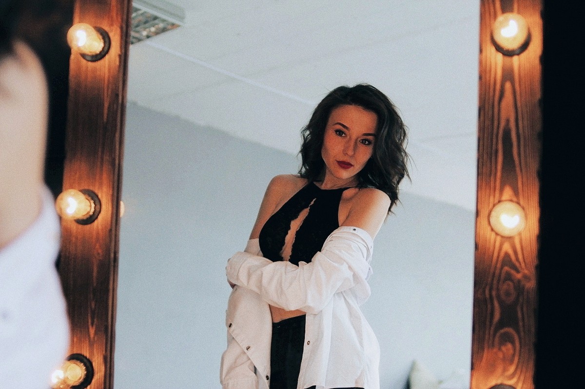 Третья претендентка на звание “Девушка декабря” по версии портала “Ключ-Медиа”. Контрастная Сабина Рахмангулова