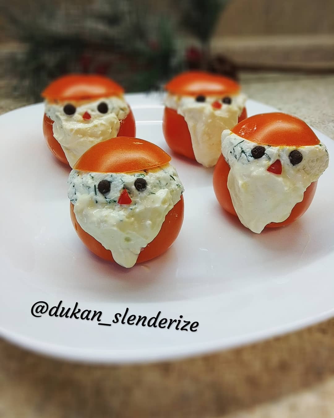 29-летняя Анастасия публикует фотографии всего, что она приготовила и съела. Казалось бы, скукотища. Только вот автор соблюдает диету Пьера Дюкана. И с ее помощью уже похудела на 50 кг