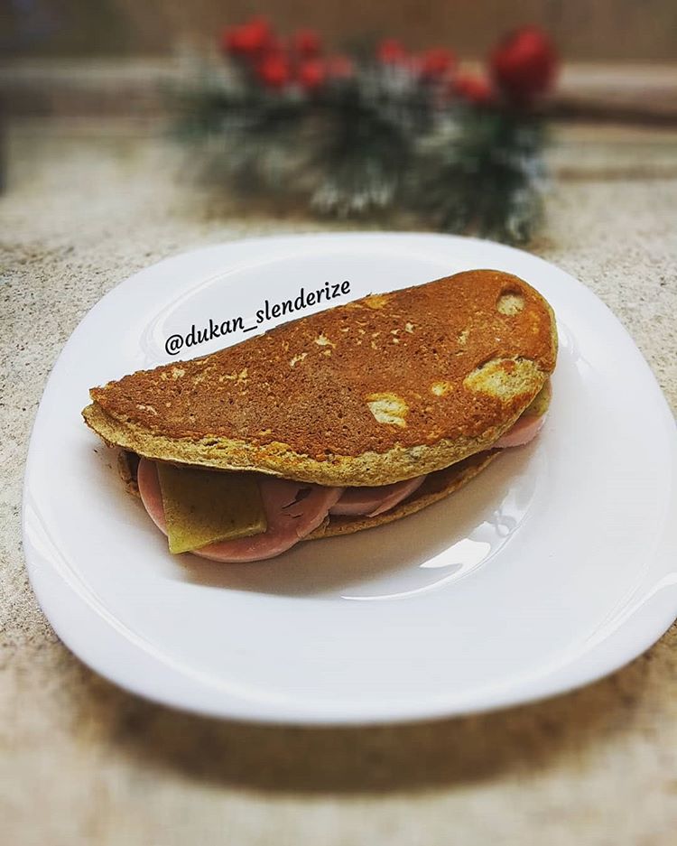 29-летняя Анастасия публикует фотографии всего, что она приготовила и съела. Казалось бы, скукотища. Только вот автор соблюдает диету Пьера Дюкана. И с ее помощью уже похудела на 50 кг