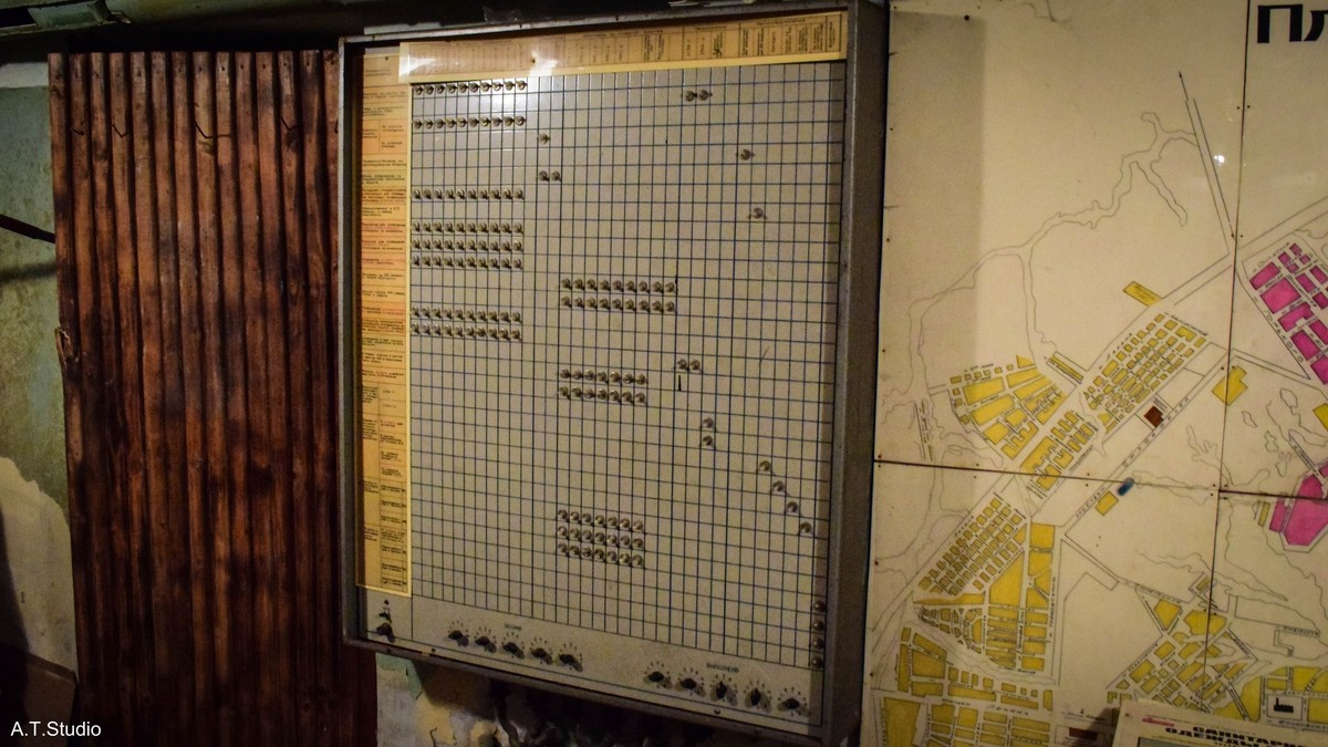 Михаил Цветаев нередко наведывается в заброшенные сооружения. И увлекательно рассказывает о них. На этот раз он поведал о трех заброшенных владимирских бомбоубежищах