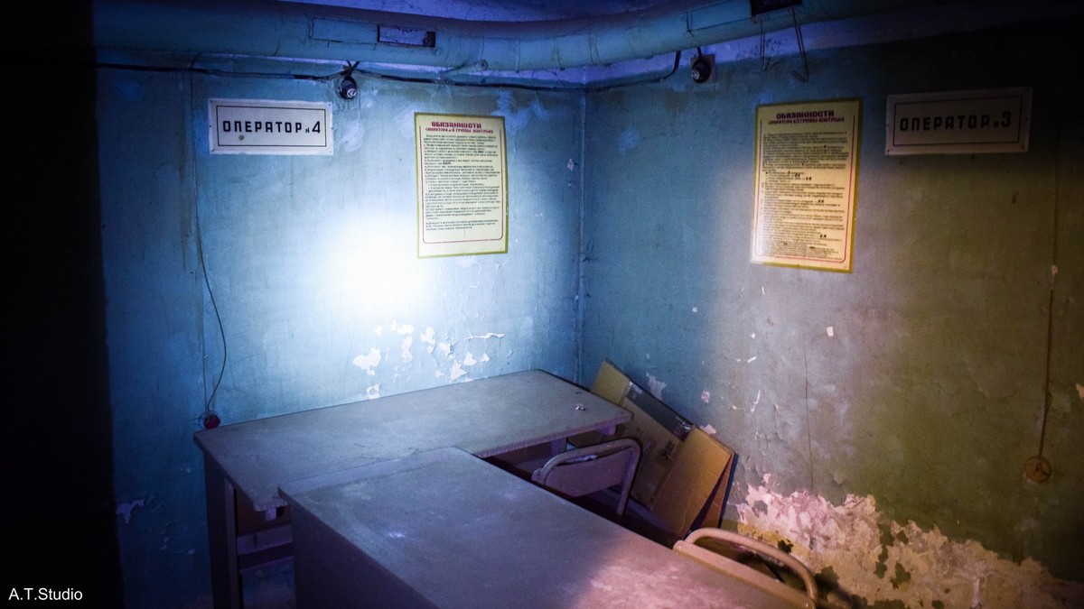 Михаил Цветаев нередко наведывается в заброшенные сооружения. И увлекательно рассказывает о них. На этот раз он поведал о трех заброшенных владимирских бомбоубежищах