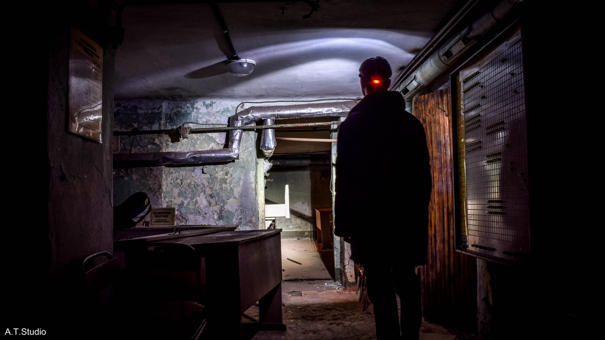 Михаил Цветаев нередко наведывается в заброшенные сооружения. И увлекательно рассказывает о них. На этот раз он поведал о трех заброшенных владимирских бомбоубежищах