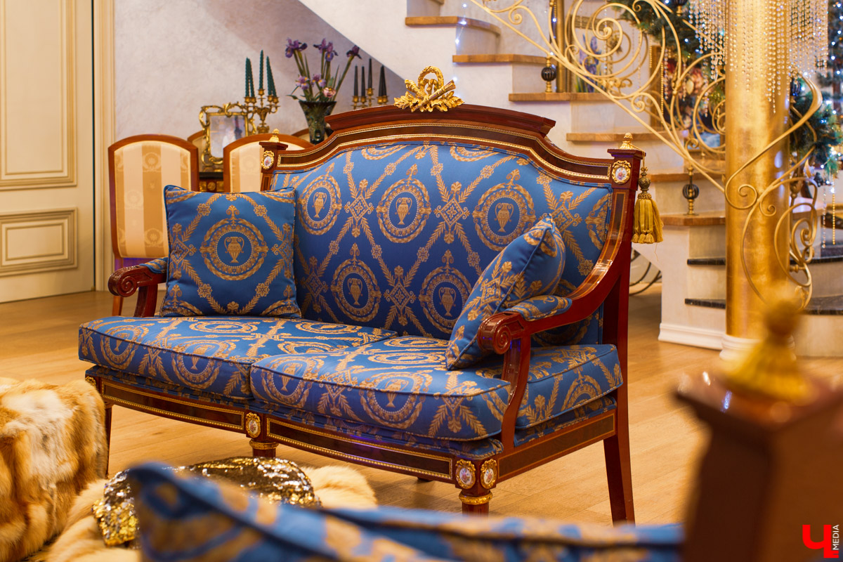 Экскурсия по роскошному трехэтажному дому во Владимире