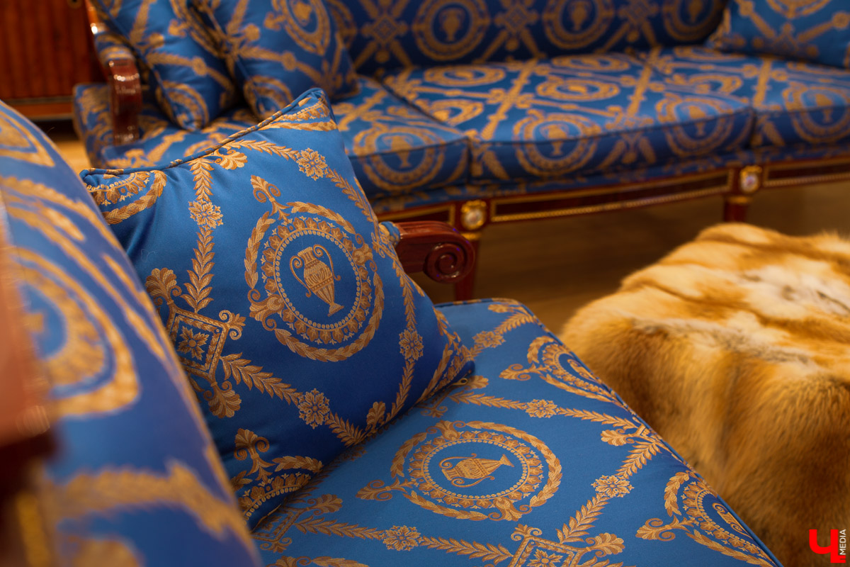 Экскурсия по роскошному трехэтажному дому во Владимире