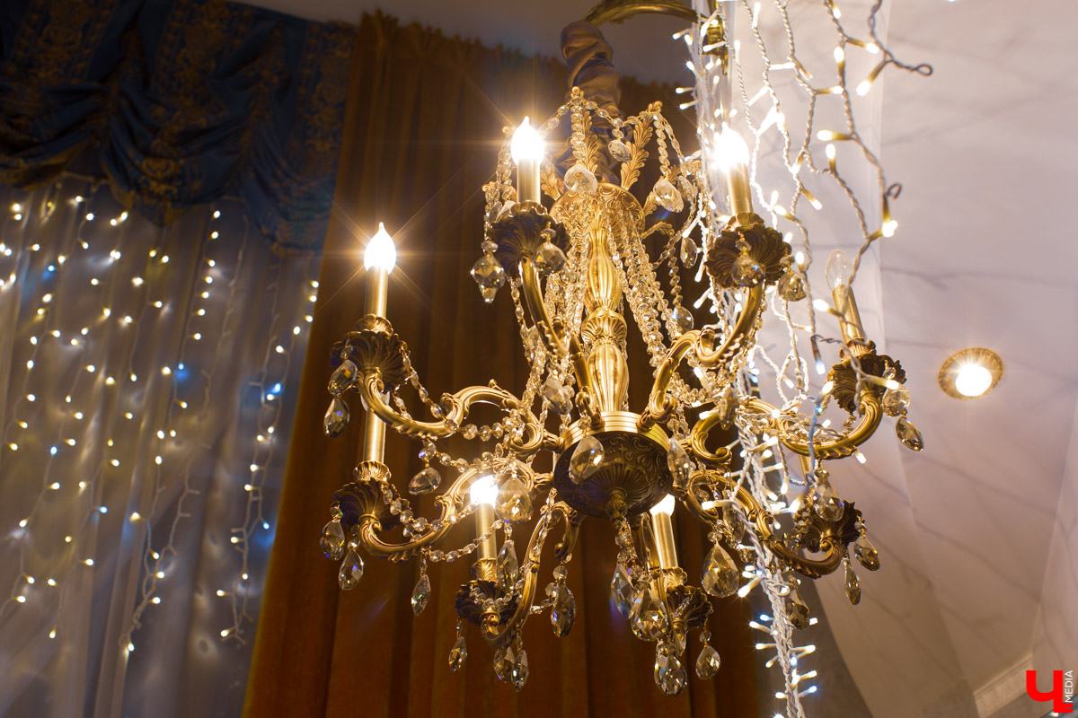 Экскурсия по роскошному трехэтажному дому во Владимире