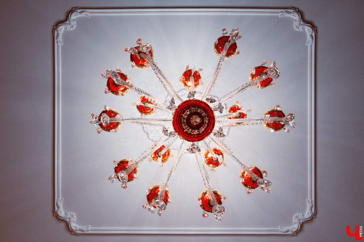 Экскурсия по роскошному трехэтажному дому во Владимире