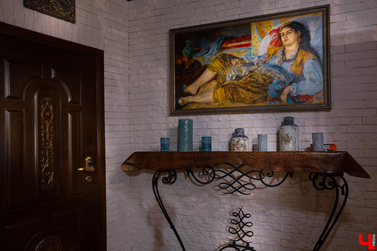 Экскурсия по роскошному трехэтажному дому во Владимире