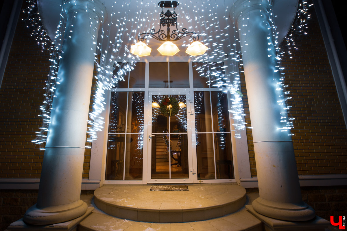 Экскурсия по роскошному трехэтажному дому во Владимире