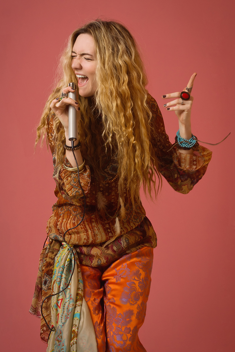 Желание стать на мгновение Мэрилин Монро, гоголевской Панночкой или Фридой успешно воплощают владимирские фотографы. «Ключ-Медиа» собрал топ-10 самых интересных работ