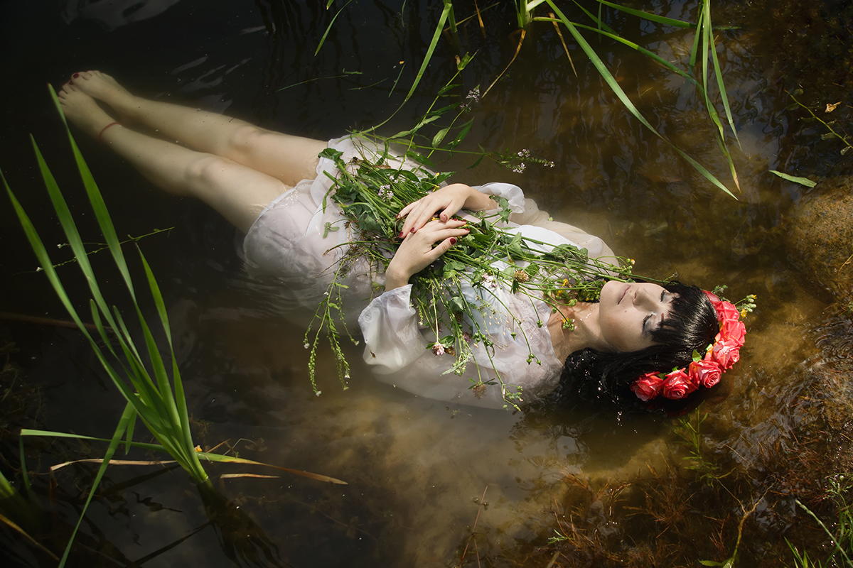 Желание стать на мгновение Мэрилин Монро, гоголевской Панночкой или Фридой успешно воплощают владимирские фотографы. «Ключ-Медиа» собрал топ-10 самых интересных работ