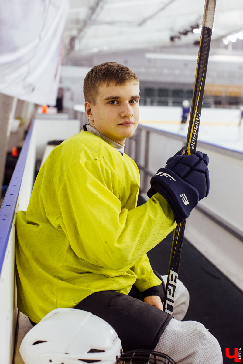 Юные лица владимирского хоккея. 5 спортсменов, которые занимаются в ДЮСШ № 8 по хоккею с шайбой и фигурного катания на коньках