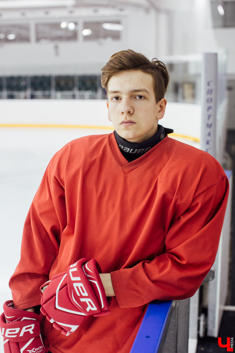 Юные лица владимирского хоккея. 5 спортсменов, которые занимаются в ДЮСШ № 8 по хоккею с шайбой и фигурного катания на коньках