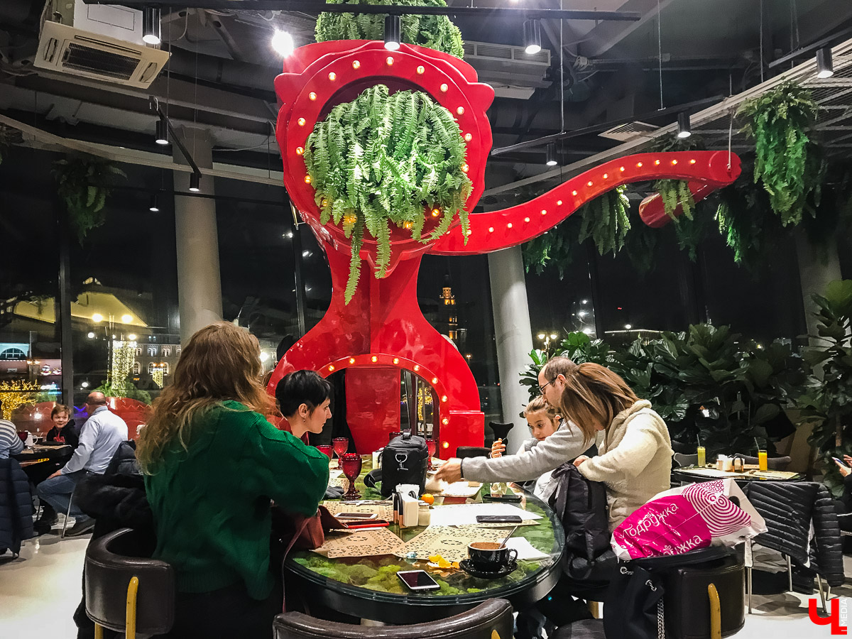 Прогулка по зимнему парку “Зарядье” в Москве